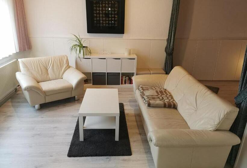 ホテル Haus Linde Frauenwald Am Rennsteig