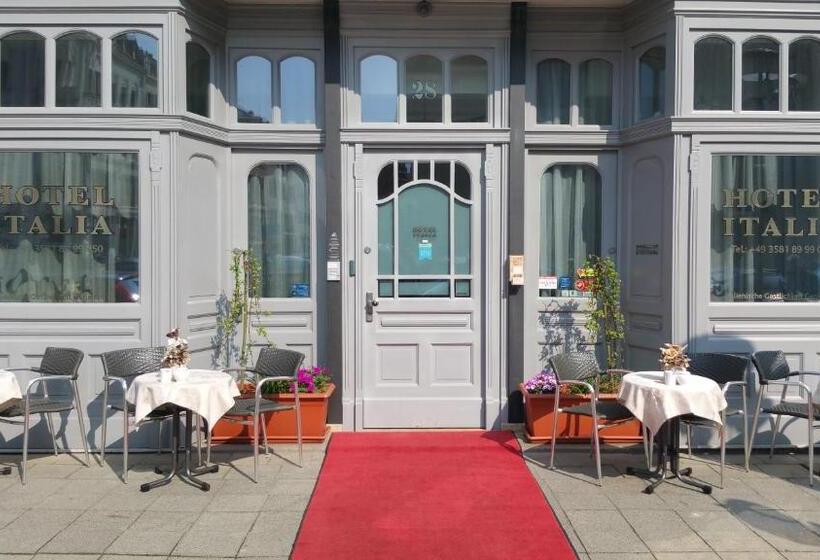 Отель Italia