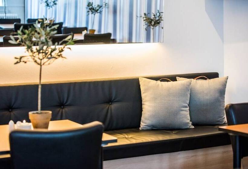 בית מלון כפרי Jernbanegade