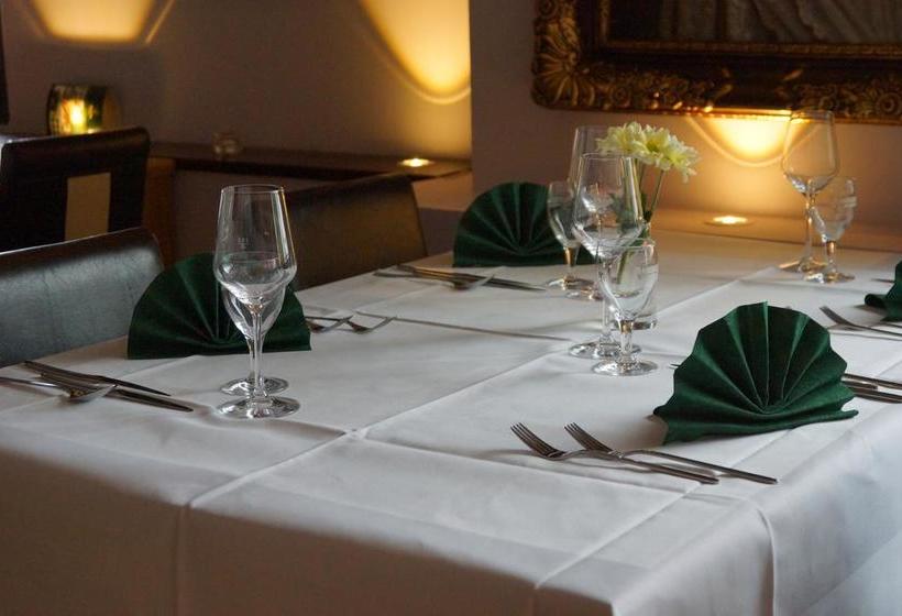 Отель Amelie Chez Inez