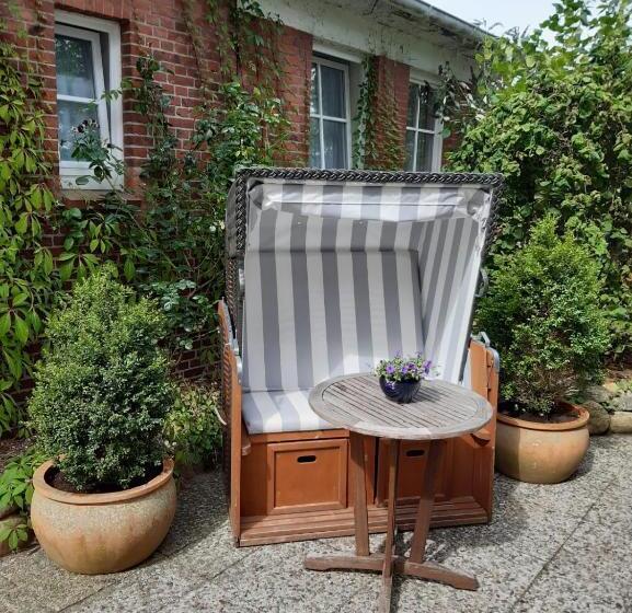 Отель Kleine Auszeit Adults Only