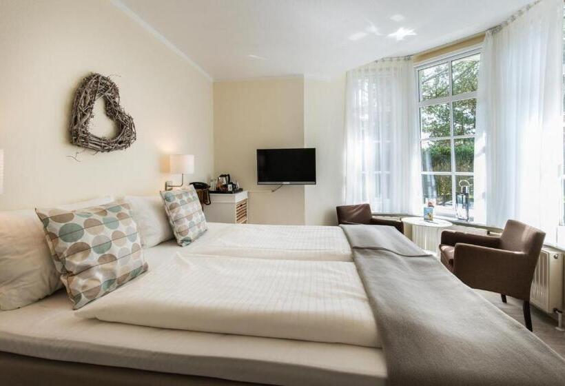 Отель Kleine Auszeit Adults Only