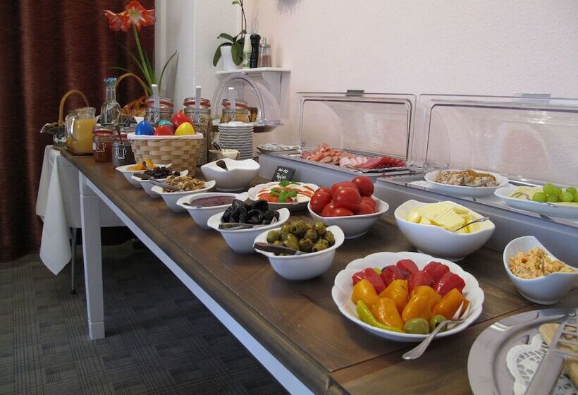 ホテル Klostergarten