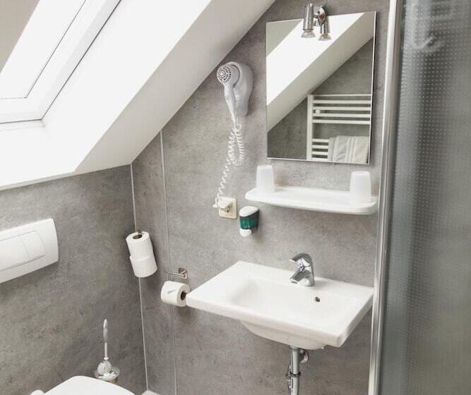 ホテル Klostergarten