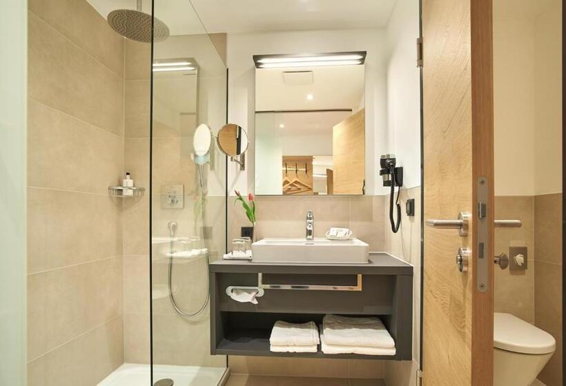 Отель Landgasthof Euringer