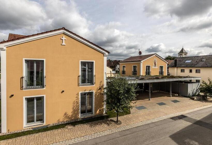 Отель Landhaus Altmuehltal