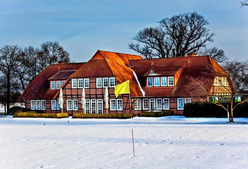 호텔 Landhaus Am Golfpark Inhaber Marko Nolden