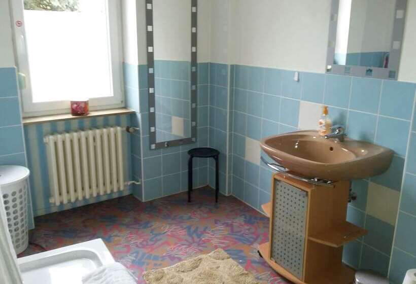 Отель Pension & Appartments Landhaus Bettina Fulda