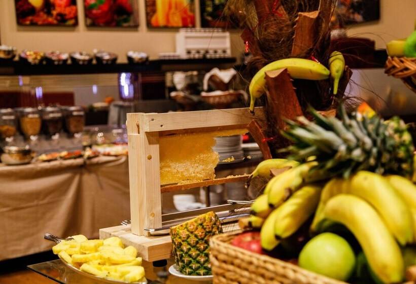 בית מלון כפרי Livinn