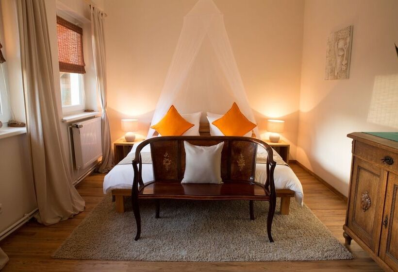 בית מלון כפרי Lodge Seaside Boutique