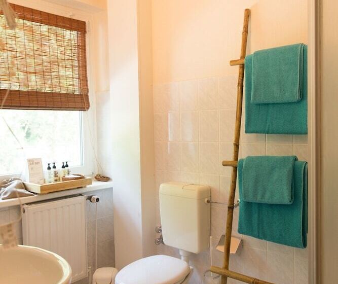 בית מלון כפרי Lodge Seaside Boutique