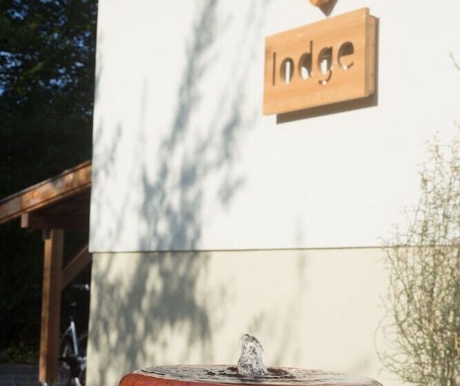 בית מלון כפרי Lodge Seaside Boutique