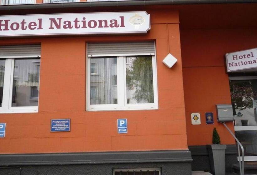 호텔 National