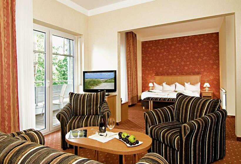 Ostseehotel Villen Im Park Ein Rovell