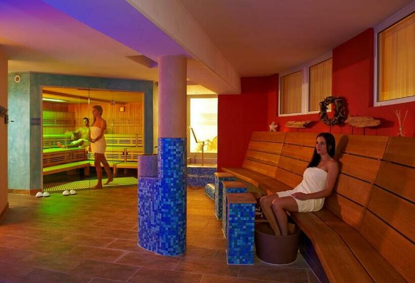 Ostseehotel Villen Im Park Ein Rovell