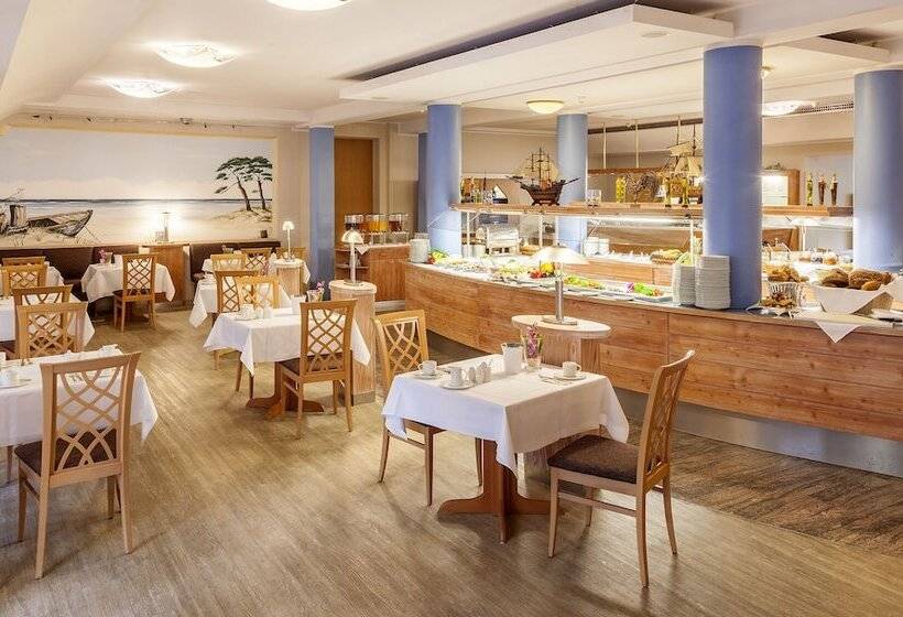 Ostseehotel Villen Im Park Ein Rovell