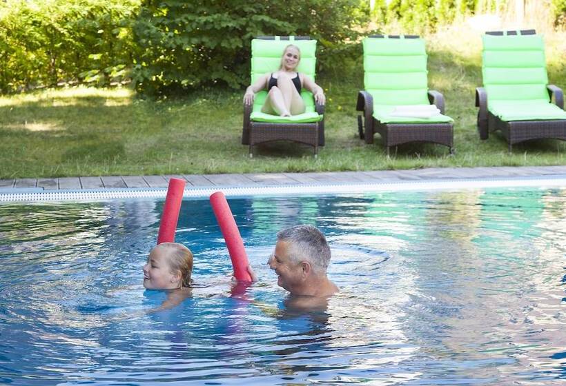 Ostseehotel Villen Im Park Ein Rovell