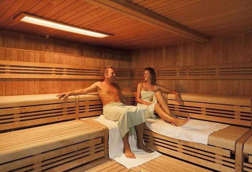 Ostseehotel Villen Im Park Ein Rovell