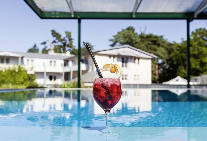 Ostseehotel Villen Im Park Ein Rovell