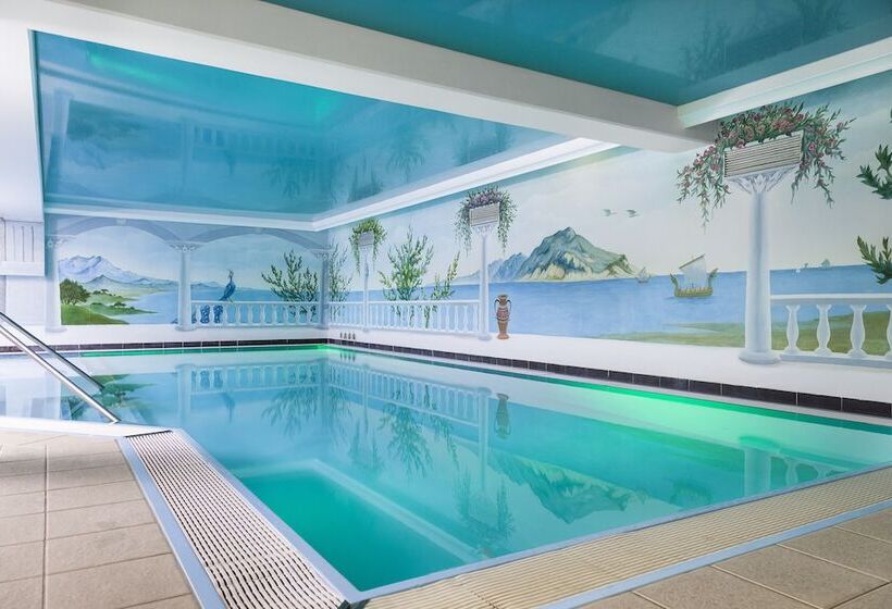 Ostseehotel Villen Im Park Ein Rovell