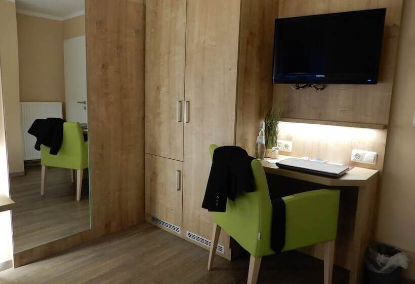 酒店 Pension Am Hafen