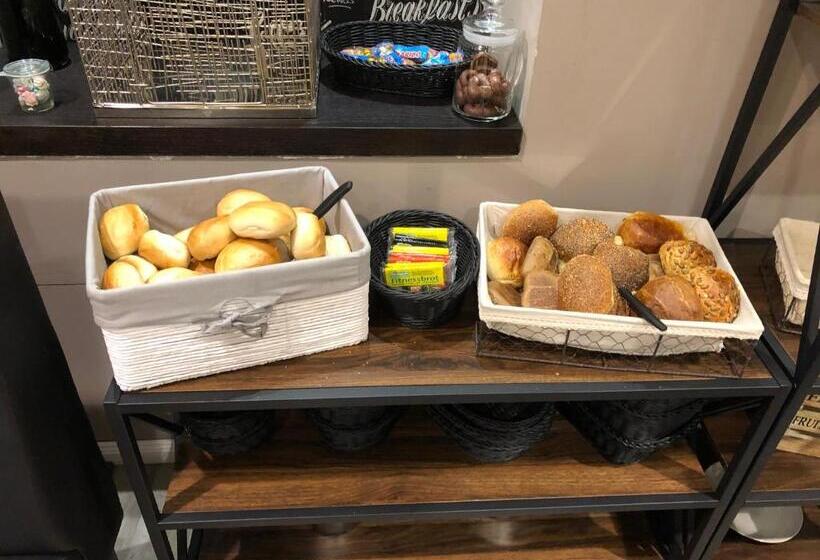 Отель Pension Burkhardt