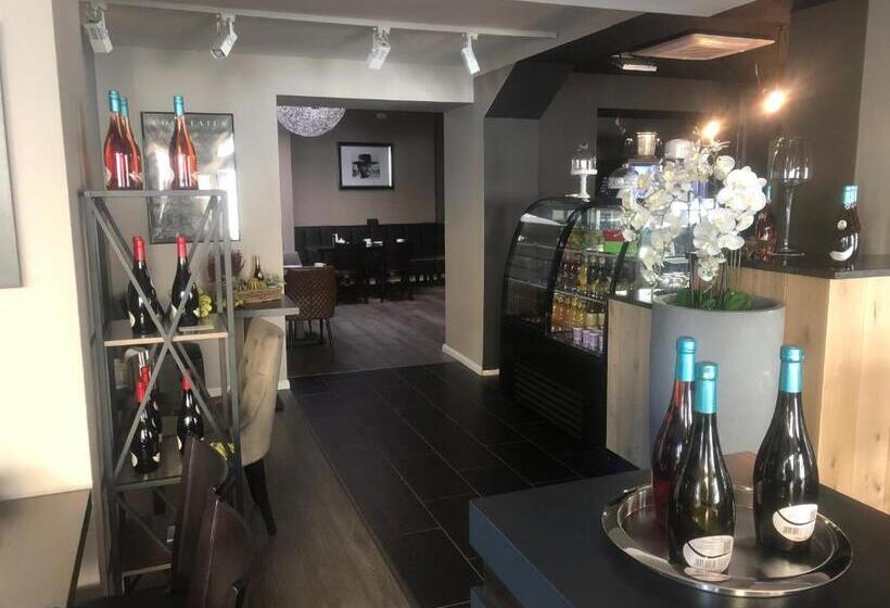 Отель Pension Burkhardt