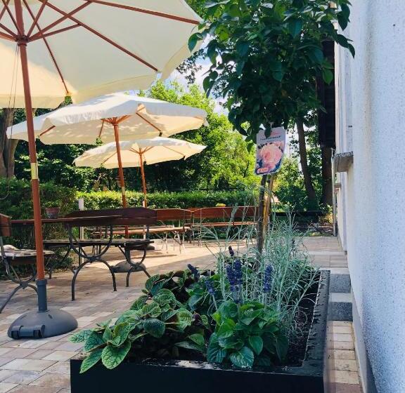 ホテル Pension & Restaurant Nordstern