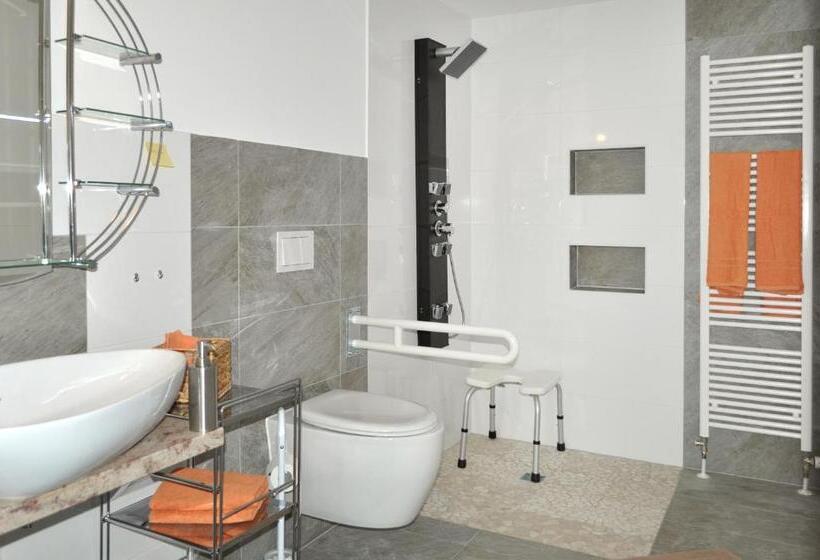 ホテル Pension Schlossidyll