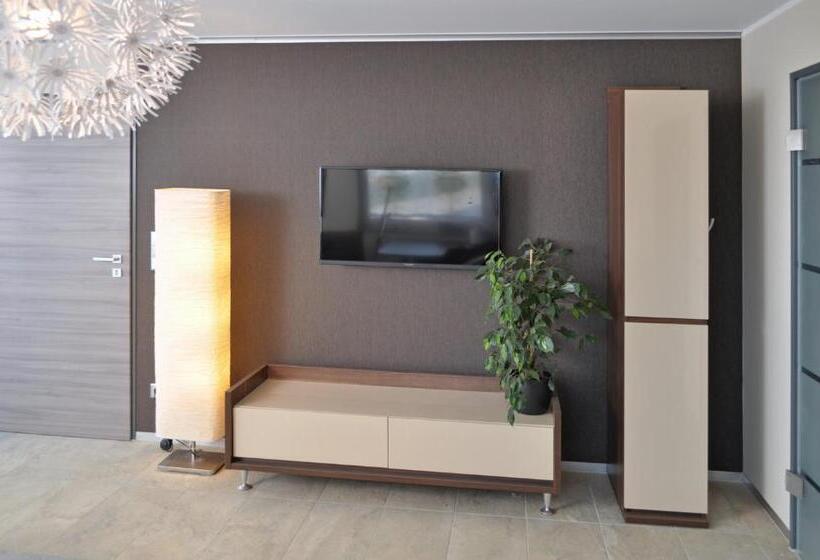 ホテル Pension Schlossidyll