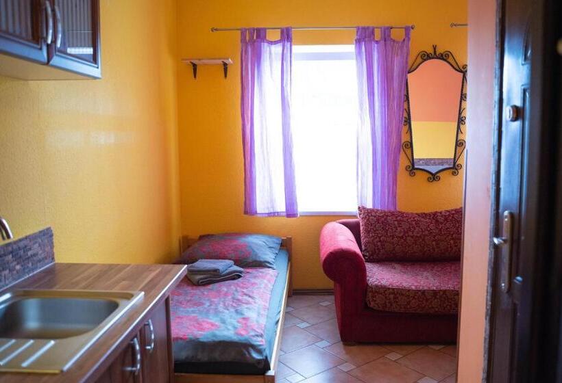 ホテル Pension Sxf