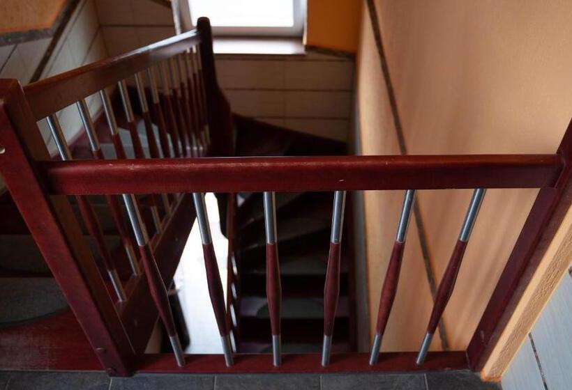 ホテル Pension Sxf