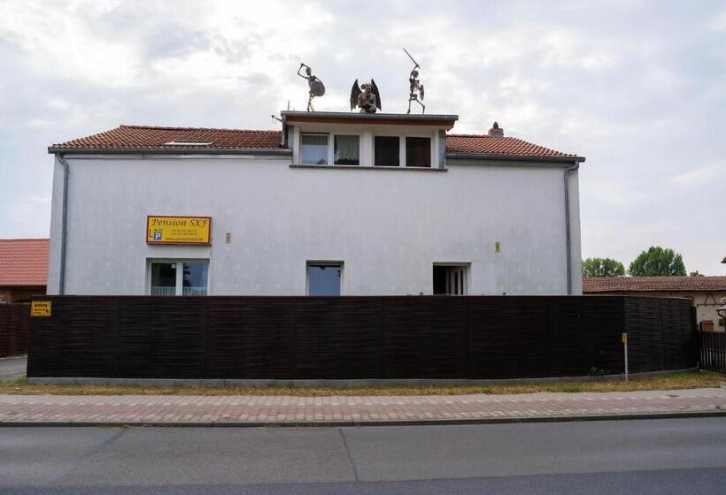 ホテル Pension Sxf