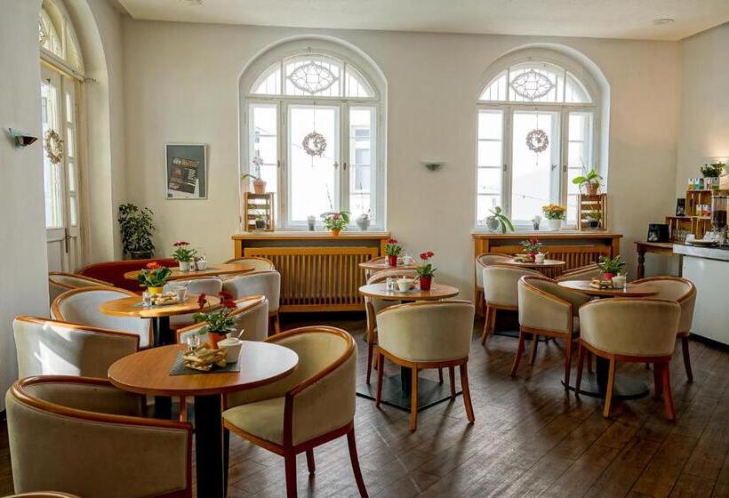 Отель Ratskeller Schwarzenberg