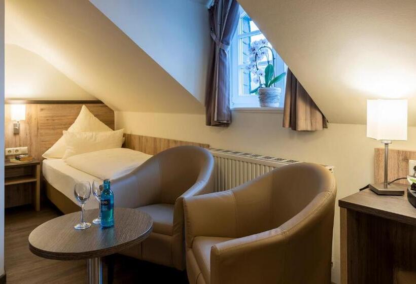 Отель Ratskeller Schwarzenberg