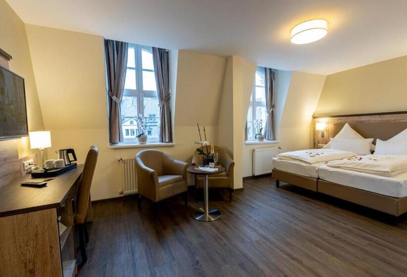 Отель Ratskeller Schwarzenberg