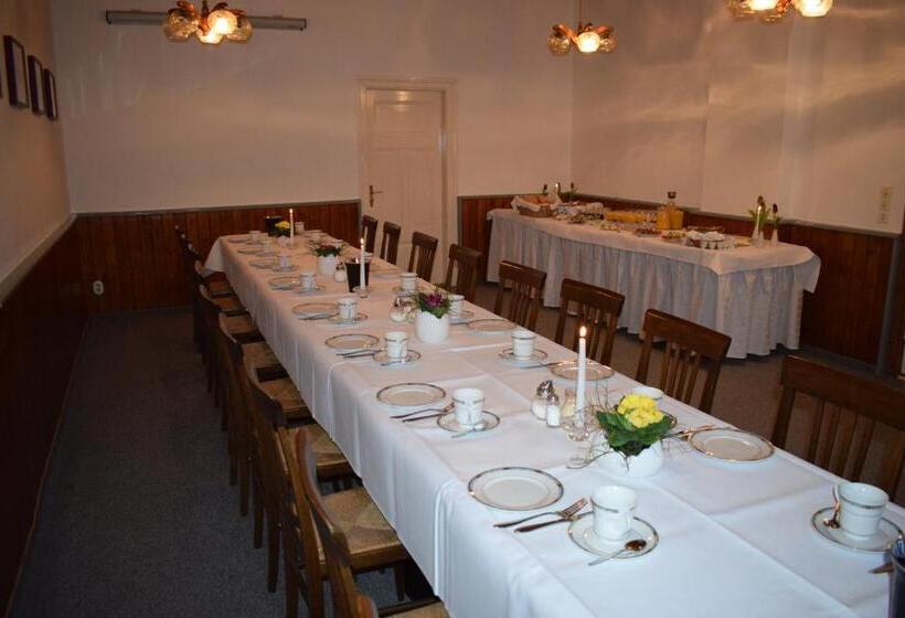 فندق Ratsstuben Kalbe