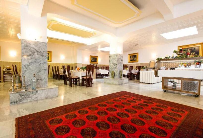 酒店 Ravel International