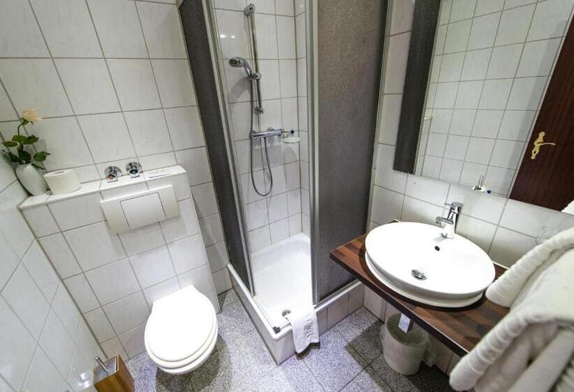 酒店 Ravel International