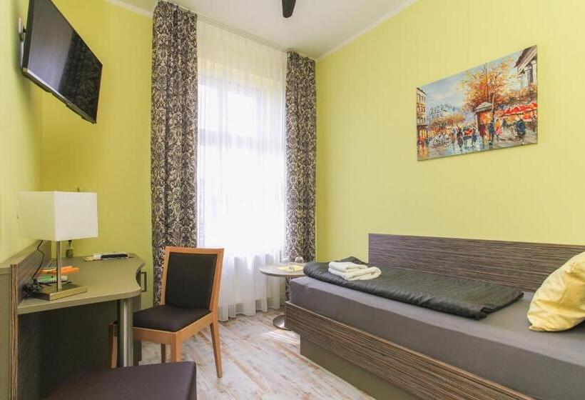 Отель Restaurant & Pension Eshramo