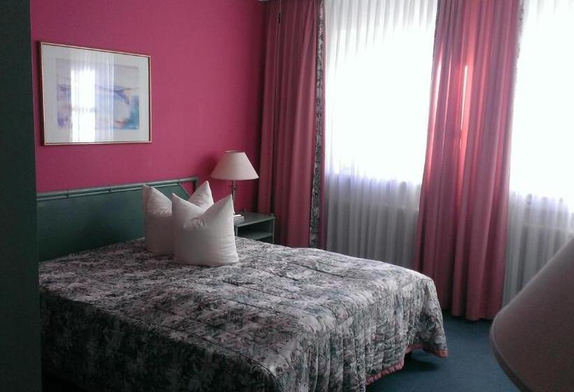 Отель Restaurant Schwanen