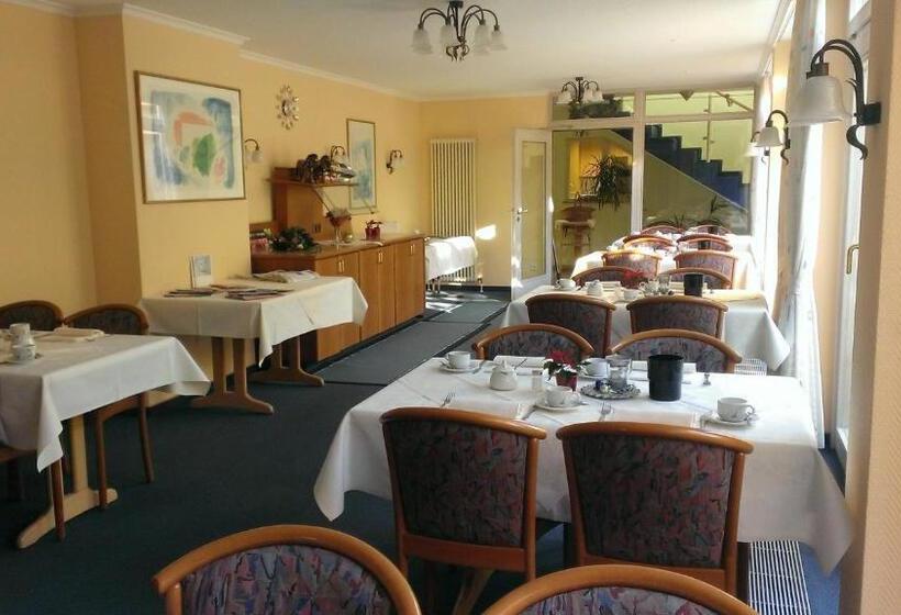 Отель Restaurant Schwanen