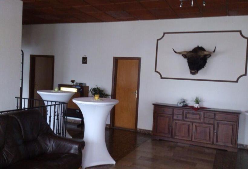 ホテル Restaurant Weißes Haus