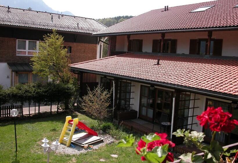 Отель Restaurant Zum Hirschhaus