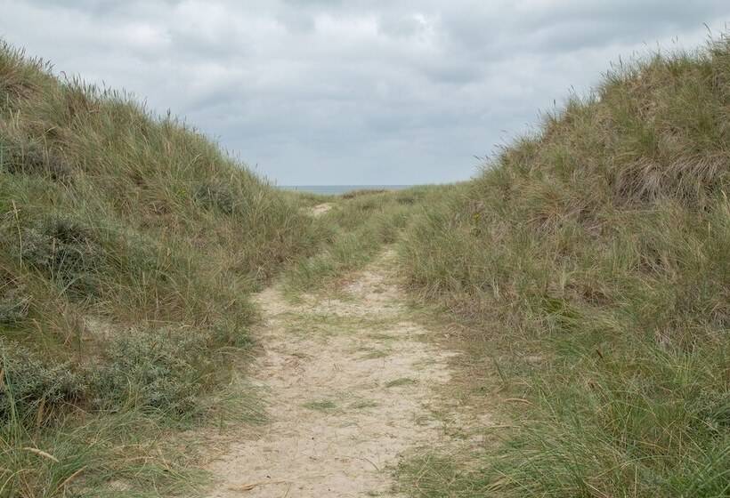 בית מלון כפרי Rønnes