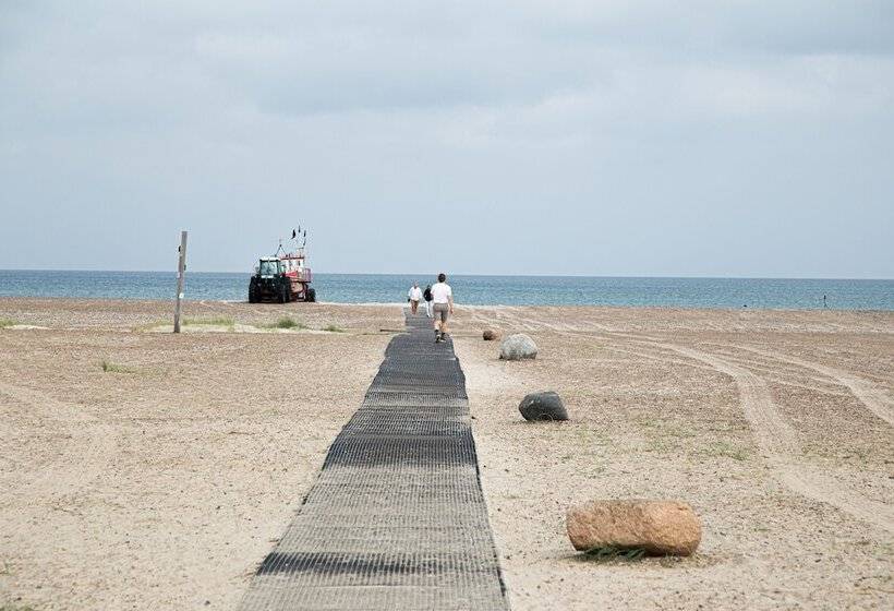 בית מלון כפרי Rønnes