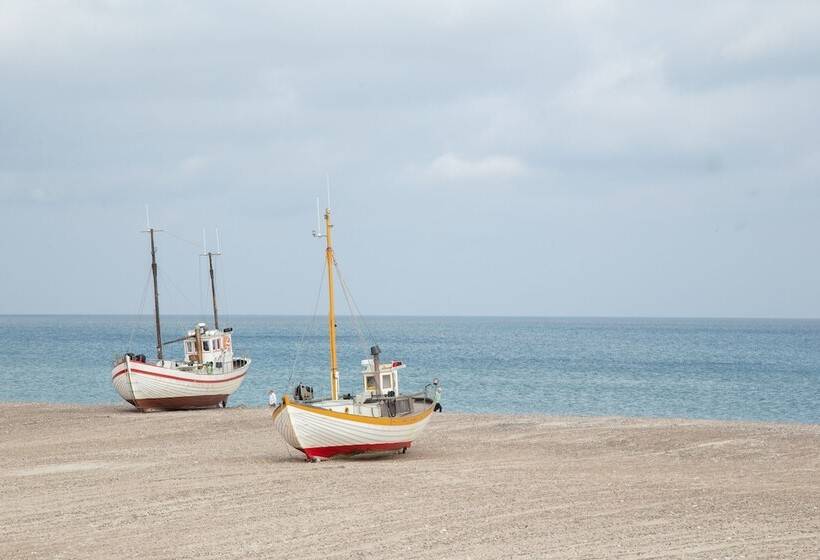 בית מלון כפרי Rønnes