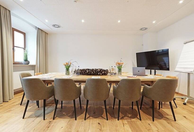 فندق Schattenhofer Braugasthof