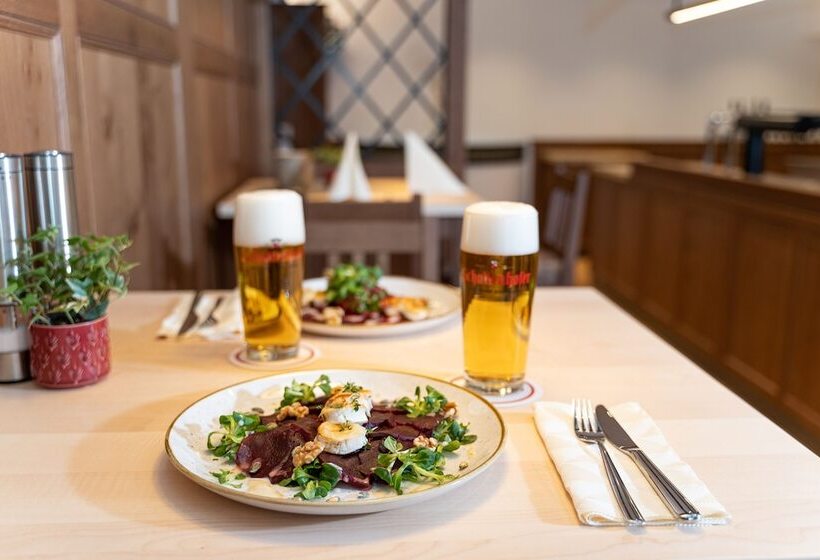 فندق Schattenhofer Braugasthof