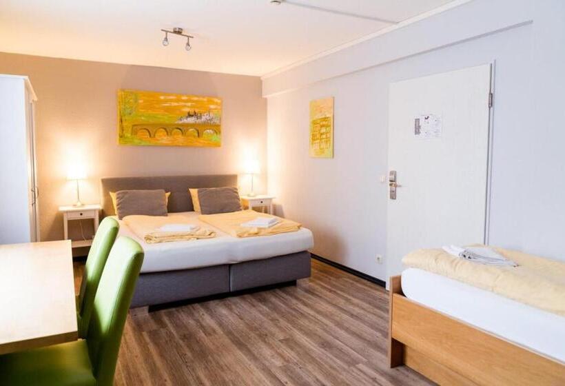 호텔 Schroeders Stadtwald